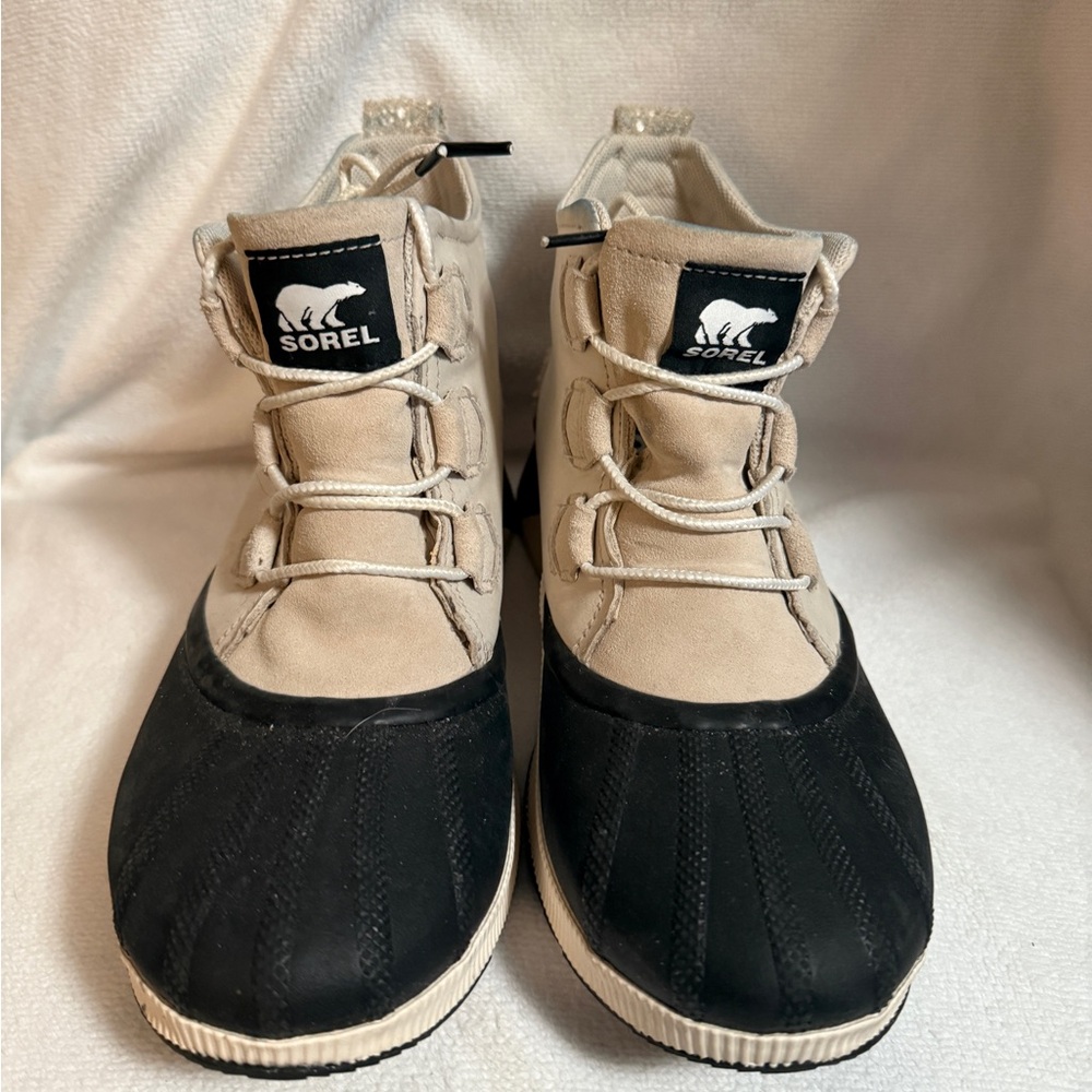 Sorel Out N About Women’s size 9